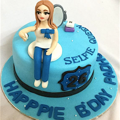 Selfie Queen Fondant Cake