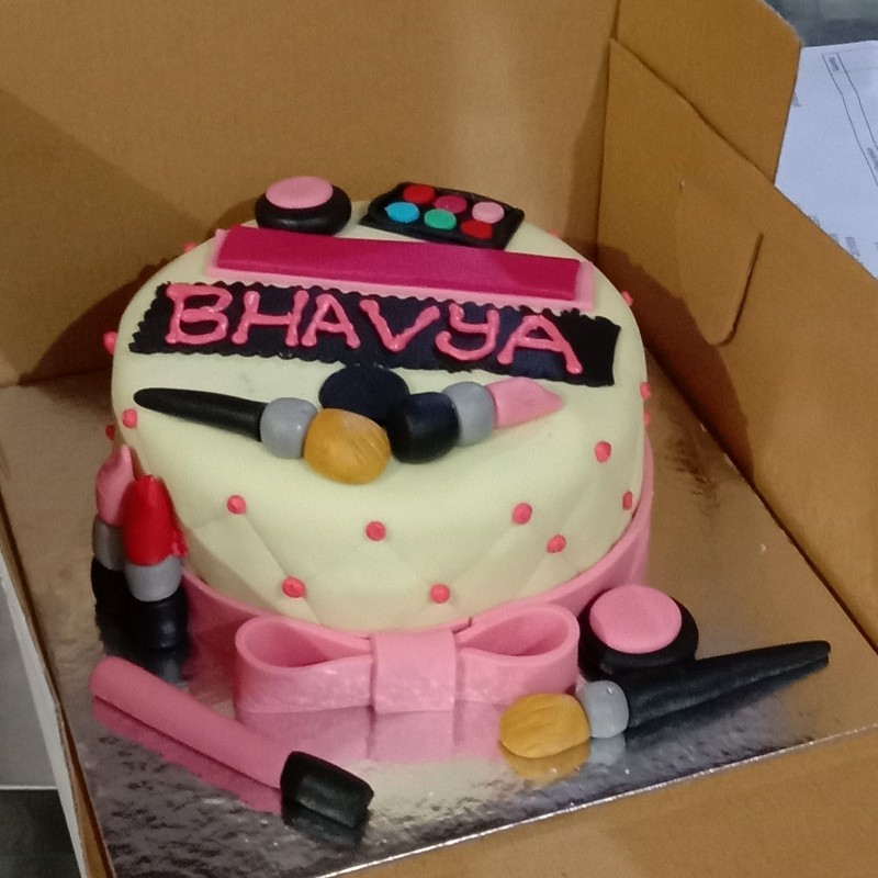 Makeup Theme Birthday Cake 3 Makeup Theme Birthday Cake