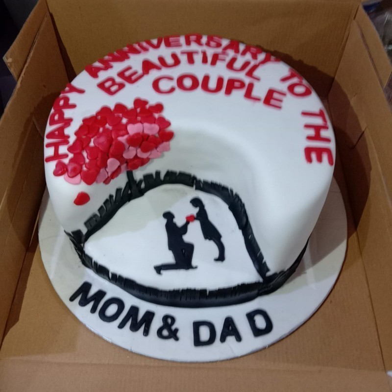 Anniversary Couple Theme Fondant Cake 3 Anniversary Couple Theme Fondant Cake