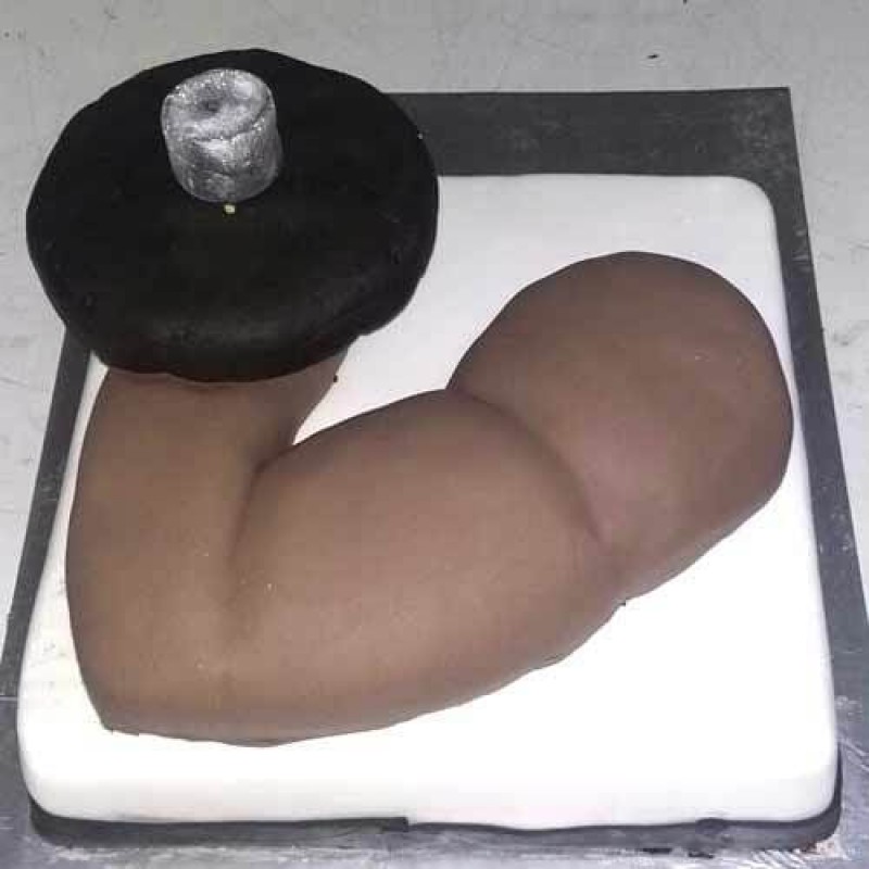 Bodybuilding Themed Fondant Cake 3 Bodybuilding Themed Fondant Cake