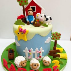 Farmyard Birthday Fondant Cake