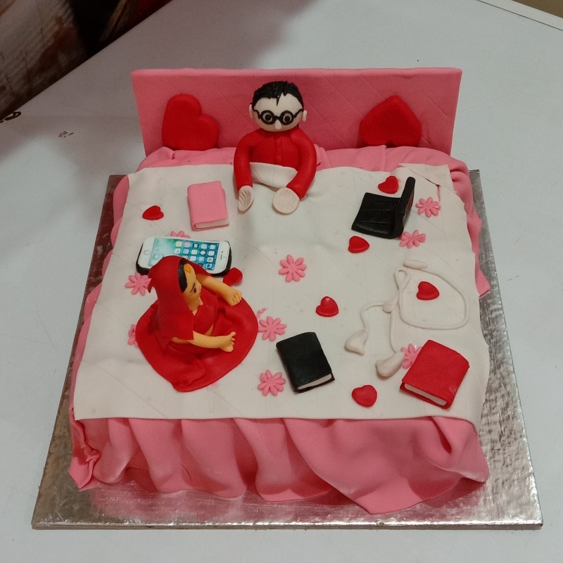 First Wedding Night Theme Cake 3 First Wedding Night Theme Cake