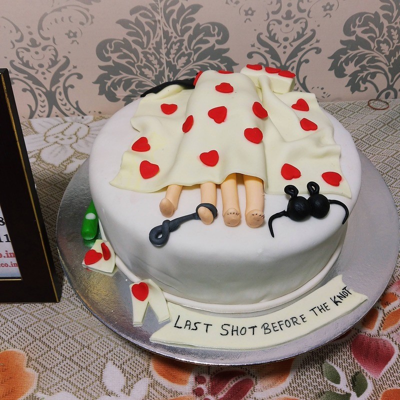 Last Shot Before The Knot Bachelorette Cake 3 Last Shot Before The Knot Bachelorette Cake