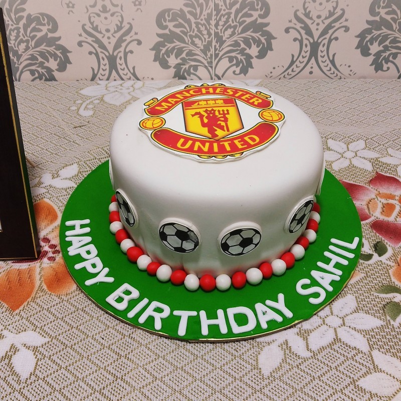Manchester United Fondant Cake 3 Manchester United Fondant Cake