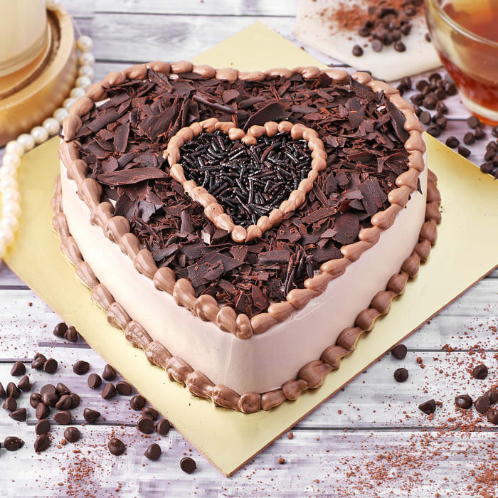 Chocolate Heart Valentine Cake 3 Chocolate Heart Valentine Cake