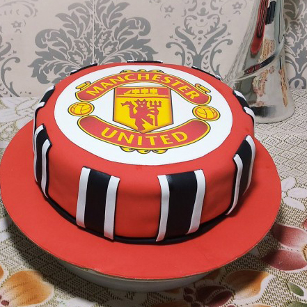 Red Fondant Manchester United Cake 3 Red Fondant Manchester United Cake